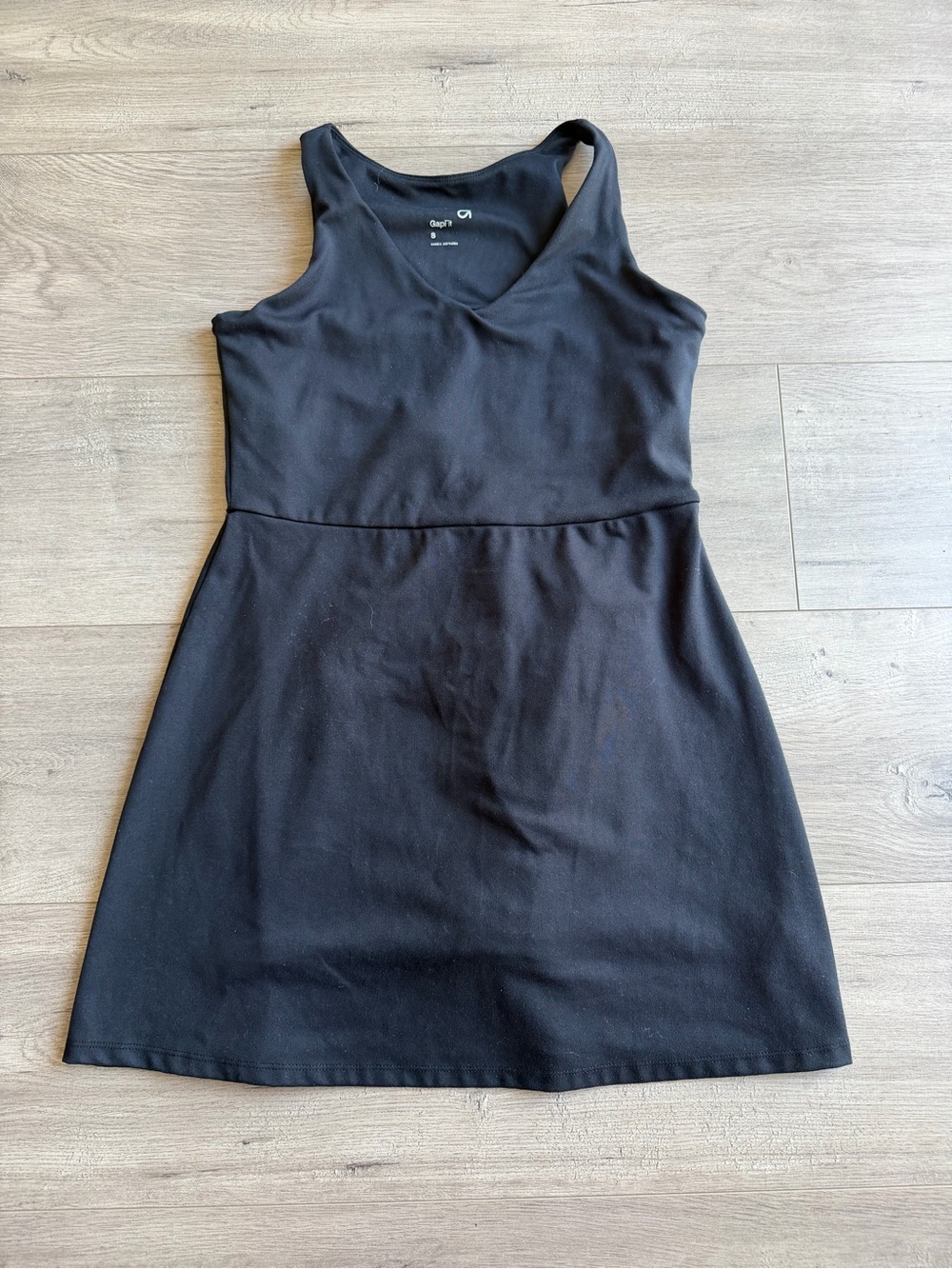 GapFit Black Sleeveless V‑Neck Romper Dress - size small